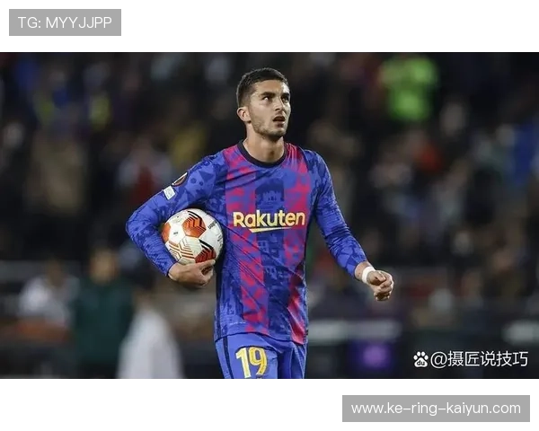 费兰托雷斯精妙插入禁区拉开局面